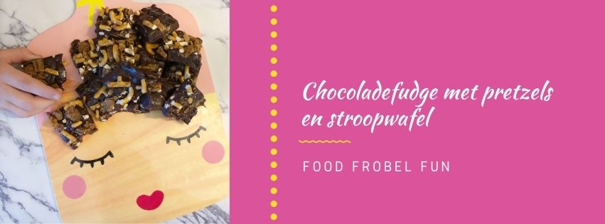 Zelf chocoladefudge met pretzels en stroopwafel maken